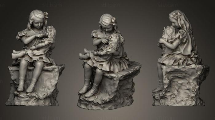 Статуи античные и исторические Девочка с куклой Луна Амалия Дрекслер