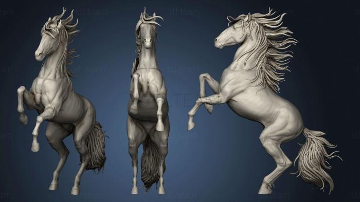 Статуэтки животных Horse in pose