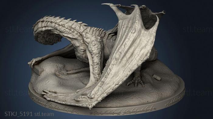 Smaug statue